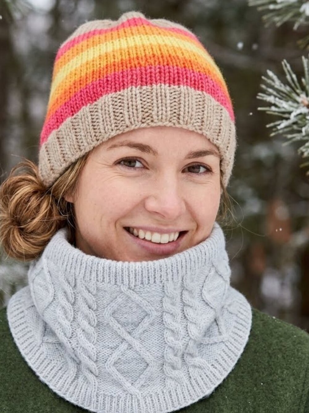 Woman's Cozy Knit Winter Cable Knit Neck Warmer & Colorful Striped Beanie Hat